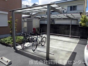 和歌山市駅 バス30分  和歌浦中央病院前下車：停歩3分 2階の物件内観写真